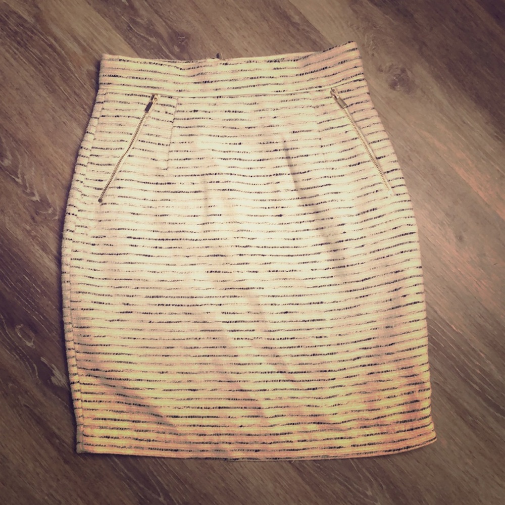 White and black pencil skirt
